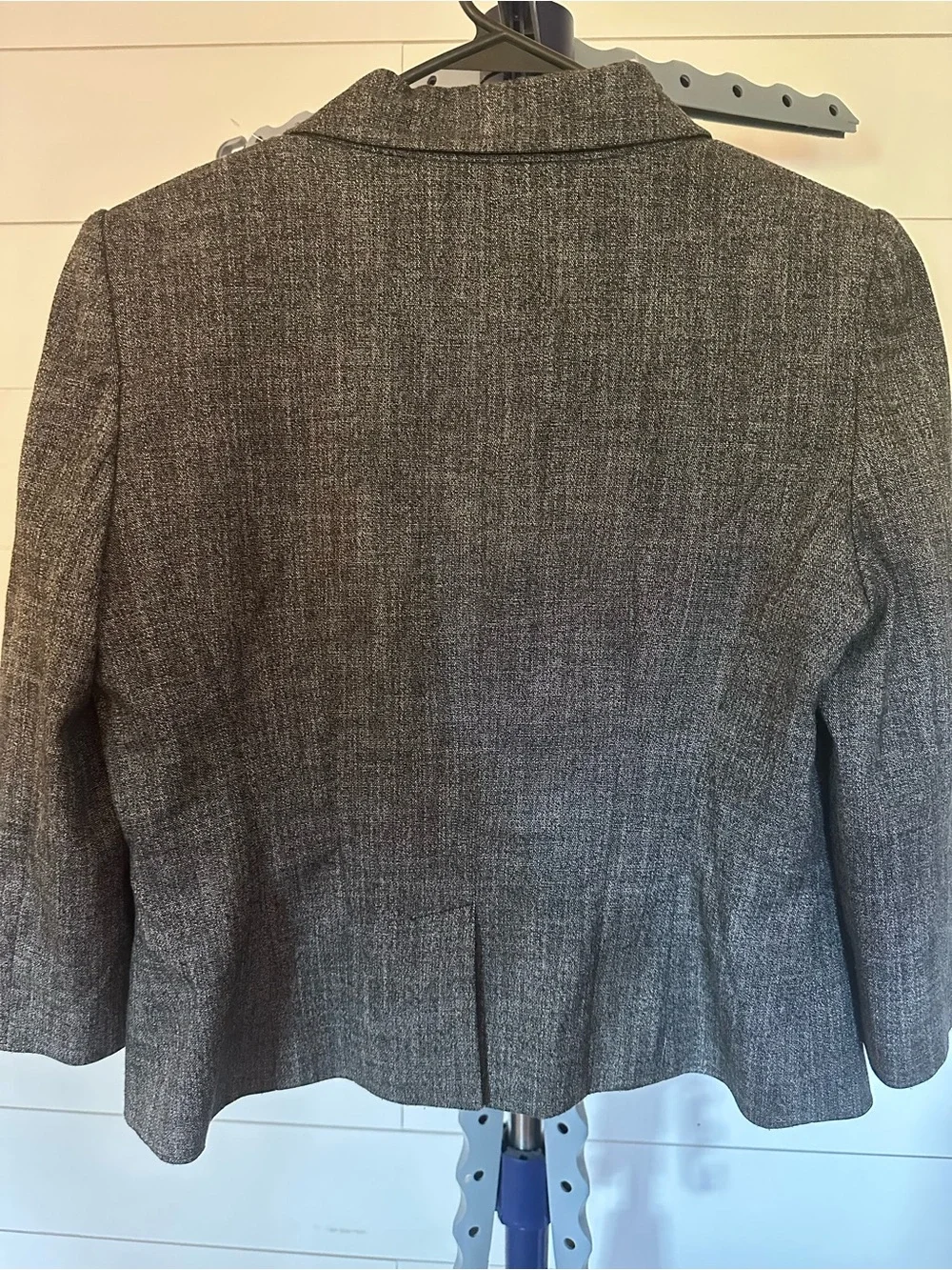 #73 The Limited Women's Gray Tweed Blazer Jacket